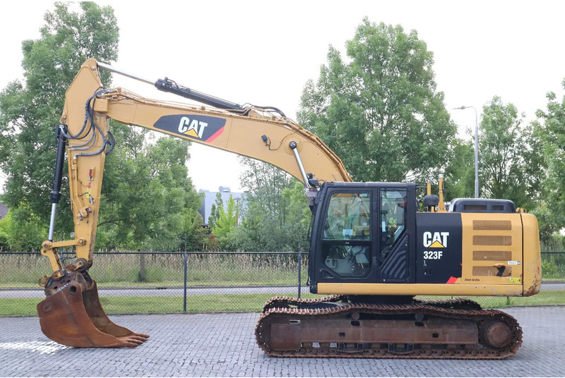 Caterpillar 323 FL | BUCKET | QUICK COUPLER | AIRCO - Paletli ekskavatör: fotoğraf 1 Caterpillar 323 FL | BUCKET | QUICK COUPLER | AIRCO - Paletli ekskavatör: fotoğraf 1