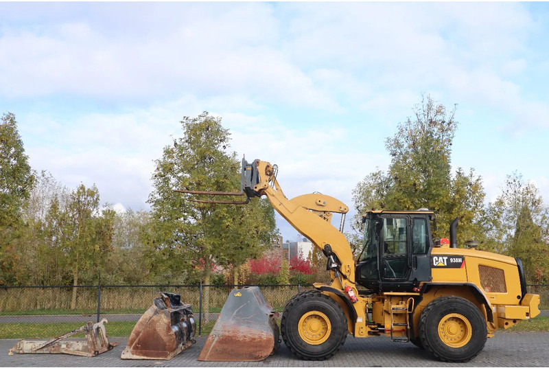 Caterpillar 938 M | 2X BUCKET | JIB | FORKS | BSS | GOOD CONDITION - Tekerlekli yükleyici: fotoğraf 1 Caterpillar 938 M | 2X BUCKET | JIB | FORKS | BSS | GOOD CONDITION - Tekerlekli yükleyici: fotoğraf 1