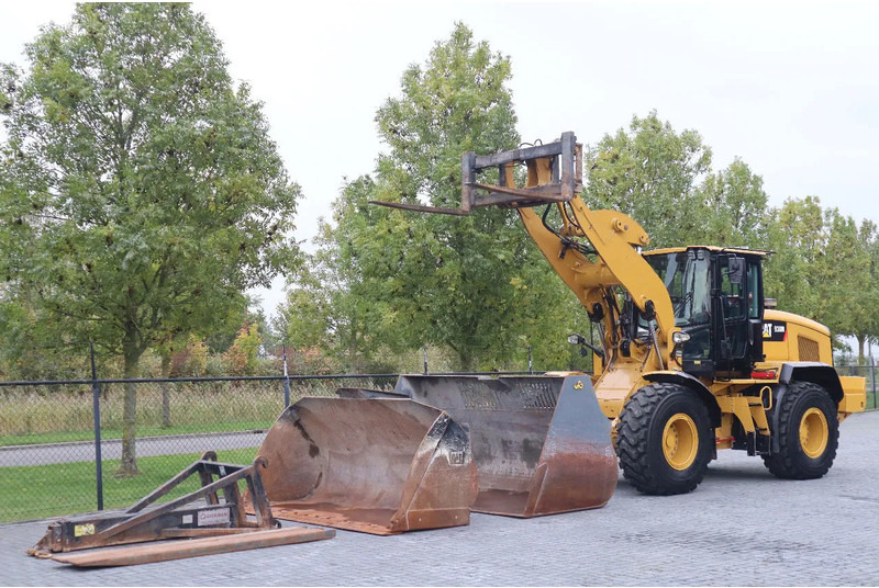 Caterpillar 938 M | 2X BUCKET | JIB | FORKS | BSS | GOOD CONDITION - Tekerlekli yükleyici: fotoğraf 2 Caterpillar 938 M | 2X BUCKET | JIB | FORKS | BSS | GOOD CONDITION - Tekerlekli yükleyici: fotoğraf 2