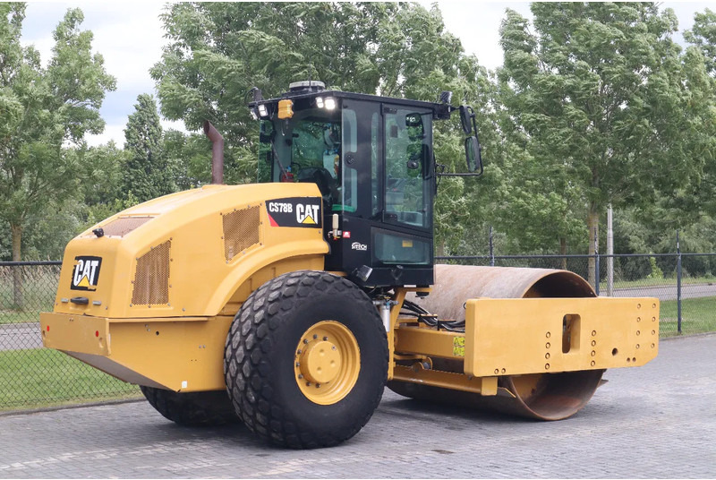 Silindir makinesi Caterpillar CS78B | TRIMBLE GPS | GOOD CONDITION: fotoğraf 6