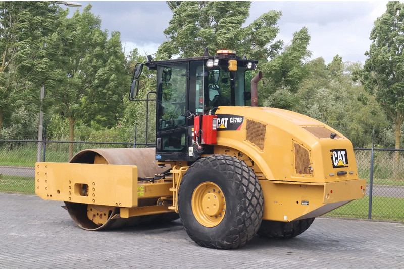 Caterpillar CS78B | TRIMBLE GPS | GOOD CONDITION - Silindir makinesi: fotoğraf 3 Caterpillar CS78B | TRIMBLE GPS | GOOD CONDITION - Silindir makinesi: fotoğraf 3