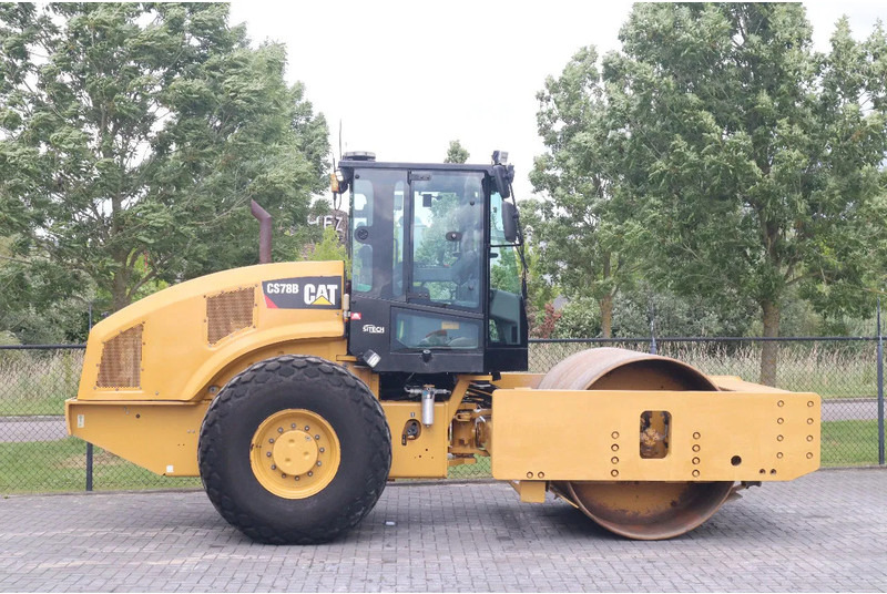 Caterpillar CS78B | TRIMBLE GPS | GOOD CONDITION - Silindir makinesi: fotoğraf 4 Caterpillar CS78B | TRIMBLE GPS | GOOD CONDITION - Silindir makinesi: fotoğraf 4