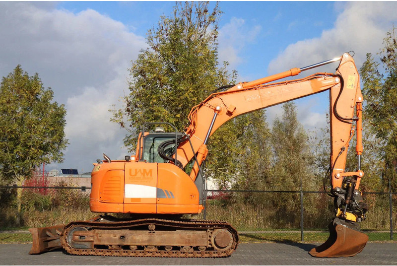 Doosan DX140LCR-3 | DX 140 LCR-3 | TILT ROTATOR | BUCKET | DOZERBLADE - Paletli ekskavatör: fotoğraf 4 Doosan DX140LCR-3 | DX 140 LCR-3 | TILT ROTATOR | BUCKET | DOZERBLADE - Paletli ekskavatör: fotoğraf 4