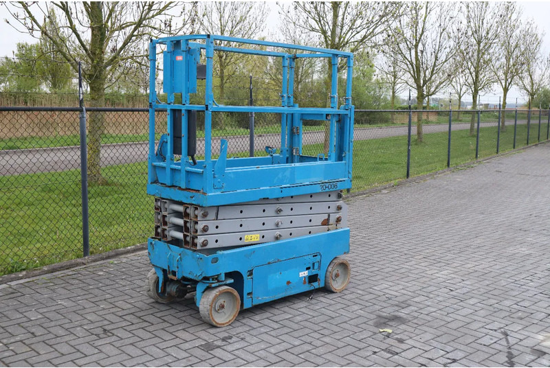 Genie GS-1932 | 7.8 METER | 227 KG - Makasli platform: fotoğraf 3 Genie GS-1932 | 7.8 METER | 227 KG - Makasli platform: fotoğraf 3