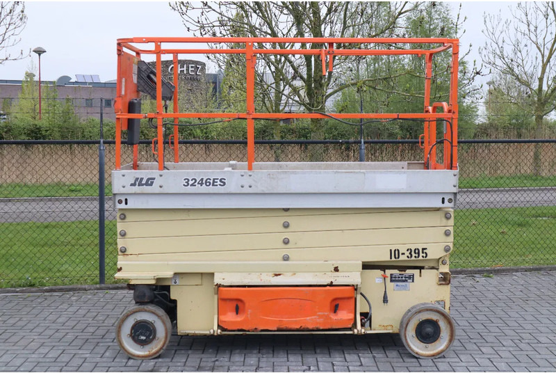JLG 3246 ES | 12 METER | 320 KG - Makasli platform: fotoğraf 1 JLG 3246 ES | 12 METER | 320 KG - Makasli platform: fotoğraf 1
