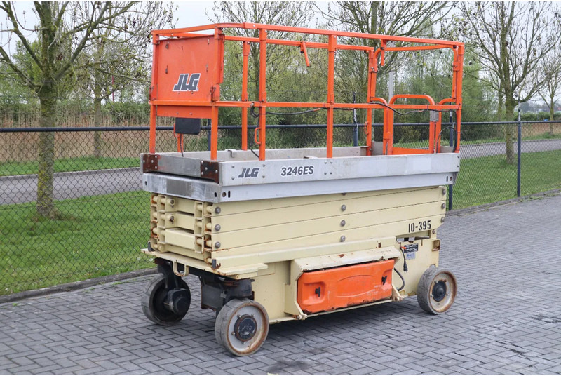 JLG 3246 ES | 12 METER | 320 KG - Makasli platform: fotoğraf 3 JLG 3246 ES | 12 METER | 320 KG - Makasli platform: fotoğraf 3