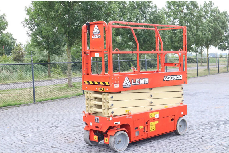 LGMG AS0808 | 10 METER | 230 KG | GS-2646 | 2646ES - Makasli platform: fotoğraf 3 LGMG AS0808 | 10 METER | 230 KG | GS-2646 | 2646ES - Makasli platform: fotoğraf 3