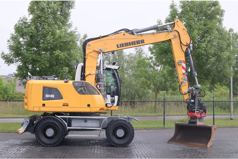 Liebherr A916 LITRONIC | ROTOTILT | BUCKET | DOZERBLADE - Tekerlekli ekskavatör: fotoğraf 4 Liebherr A916 LITRONIC | ROTOTILT | BUCKET | DOZERBLADE - Tekerlekli ekskavatör: fotoğraf 4