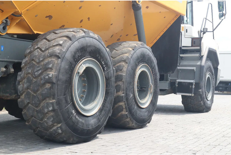 Belden kırma kaya kamyonu Liebherr TA230 | TAILGATE | GOOD CONDITION: fotoğraf 14