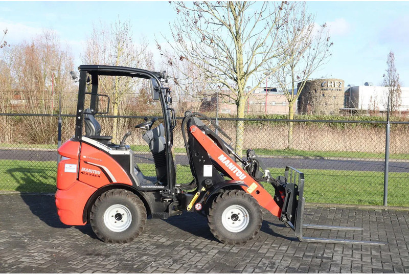 Manitou MLA 2-25 H | FORKS | QUICK COUPLER | NEW UNUSED - Tekerlekli yükleyici: fotoğraf 4 Manitou MLA 2-25 H | FORKS | QUICK COUPLER | NEW UNUSED - Tekerlekli yükleyici: fotoğraf 4