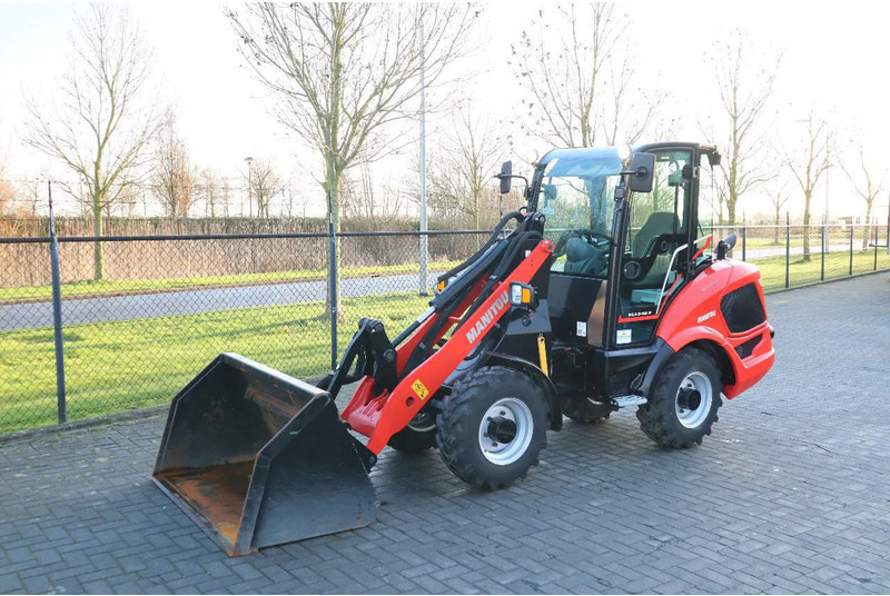 Manitou MLA 5-50 H | BUCKET | QUICK COUPLER | NEW UNUSED - Tekerlekli yükleyici: fotoğraf 2 Manitou MLA 5-50 H | BUCKET | QUICK COUPLER | NEW UNUSED - Tekerlekli yükleyici: fotoğraf 2