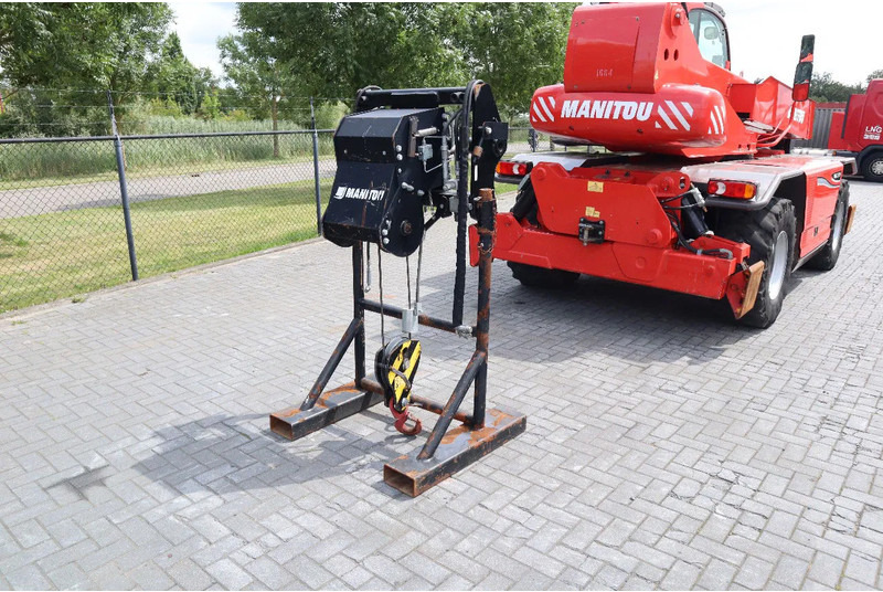 Teleskopik yükleyici Manitou MRT 2150 + S2 | REMOTE | FORKS | 3-TON WINCH: fotoğraf 14
