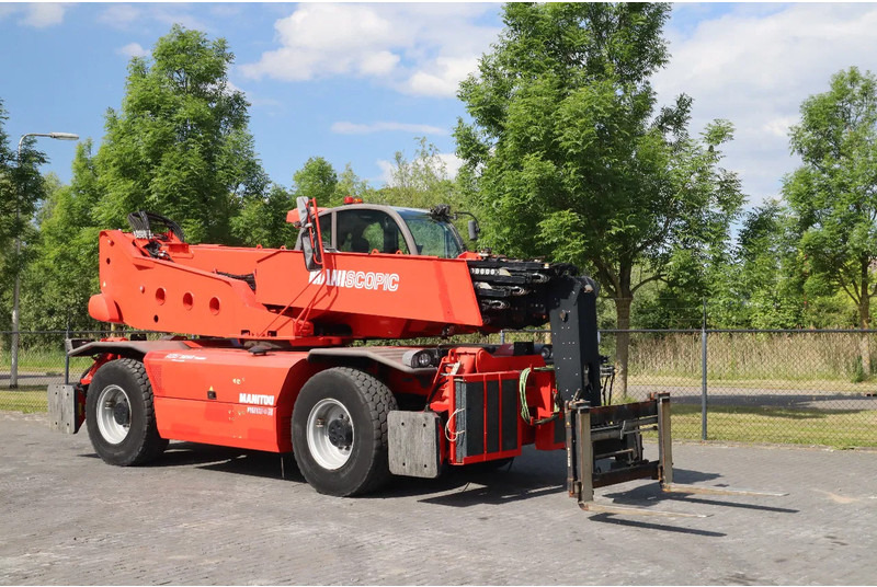 Manitou MRT 3050 | JIBWINCH | FORKS | HOOK | PYROBAN - Teleskopik yükleyici: fotoğraf 5 Manitou MRT 3050 | JIBWINCH | FORKS | HOOK | PYROBAN - Teleskopik yükleyici: fotoğraf 5