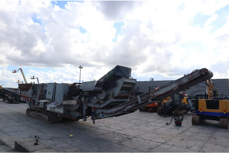 SBM REMAX 1218 E/D | REMOTE | CRUSHER | INCL. PARTS CONTAINER - Mobil konkasör tesisi: fotoğraf 4 SBM REMAX 1218 E/D | REMOTE | CRUSHER | INCL. PARTS CONTAINER - Mobil konkasör tesisi: fotoğraf 4