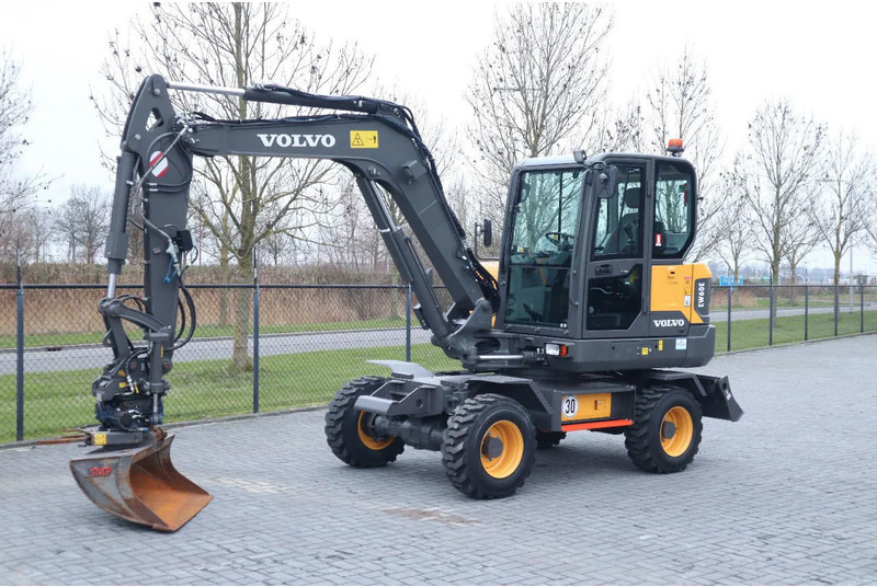 Volvo EW60E | DEMO | 30 KM/H | ROTOTILT + GRIPPER | BUCKET - Tekerlekli ekskavatör: fotoğraf 2 Volvo EW60E | DEMO | 30 KM/H | ROTOTILT + GRIPPER | BUCKET - Tekerlekli ekskavatör: fotoğraf 2