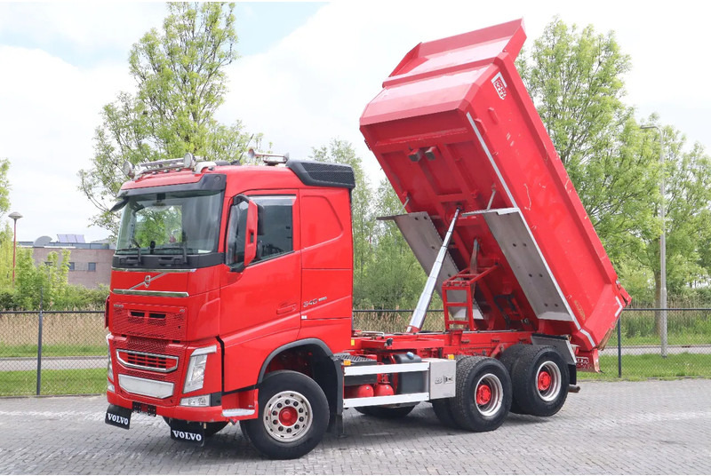 Volvo FH 540 | 6X4 | TANDEMLIFT | BIG AXLES | RETARDER | EURO 6 - Damperli kamyon: fotoğraf 1 Volvo FH 540 | 6X4 | TANDEMLIFT | BIG AXLES | RETARDER | EURO 6 - Damperli kamyon: fotoğraf 1