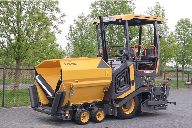 Volvo P2870 D ABG | ASPHALT PAVER | NEW / UNUSED | BOMAG BF300 - Asfalt döşeme aracı: fotoğraf 2 Volvo P2870 D ABG | ASPHALT PAVER | NEW / UNUSED | BOMAG BF300 - Asfalt döşeme aracı: fotoğraf 2