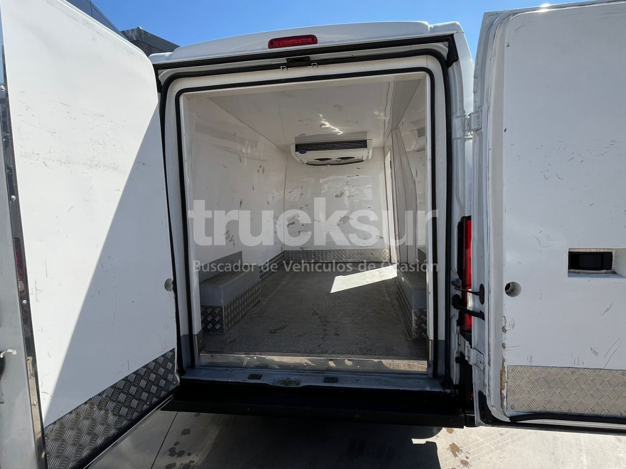 CITROEN 120.35 L3H2 FRC-X - Refrijeratör kamyon: fotoğraf 4 CITROEN 120.35 L3H2 FRC-X - Refrijeratör kamyon: fotoğraf 4