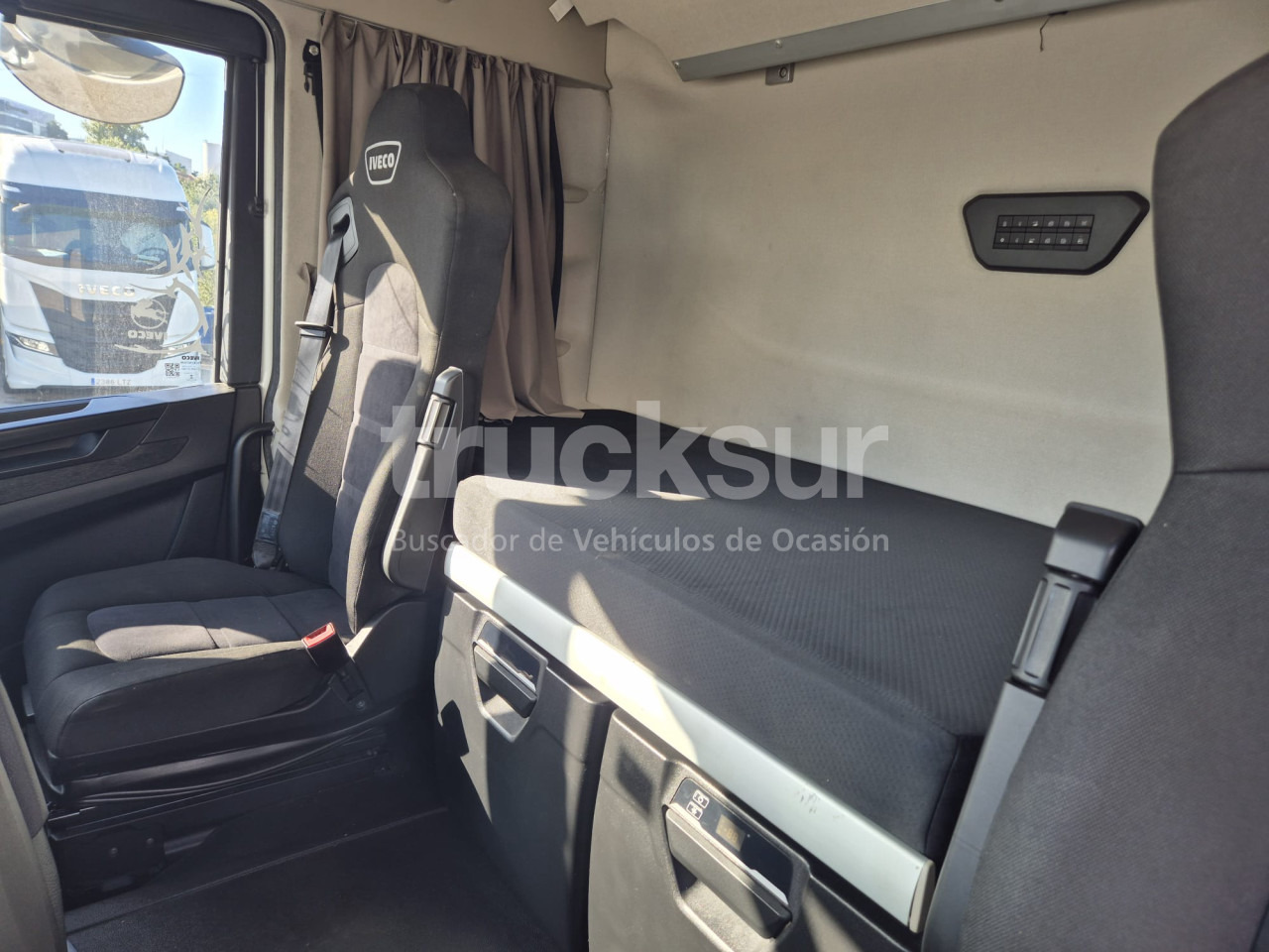 Çekici IVECO S-WAY AS440S51T/P: fotoğraf 16 Çekici IVECO S-WAY AS440S51T/P: fotoğraf 16