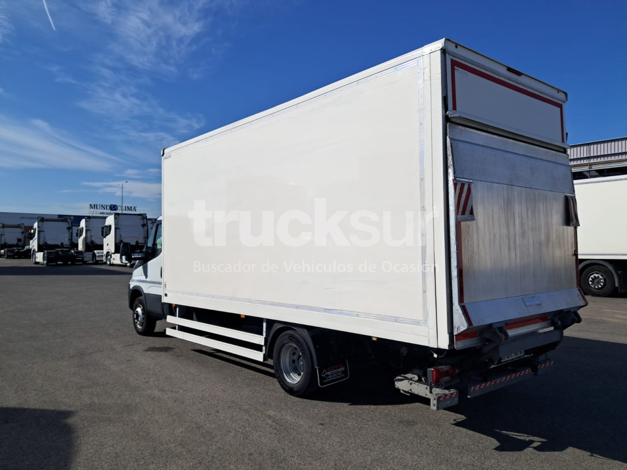 IVECO 72C18 P/E - Kapalı kasa kamyon: fotoğraf 4 IVECO 72C18 P/E - Kapalı kasa kamyon: fotoğraf 4