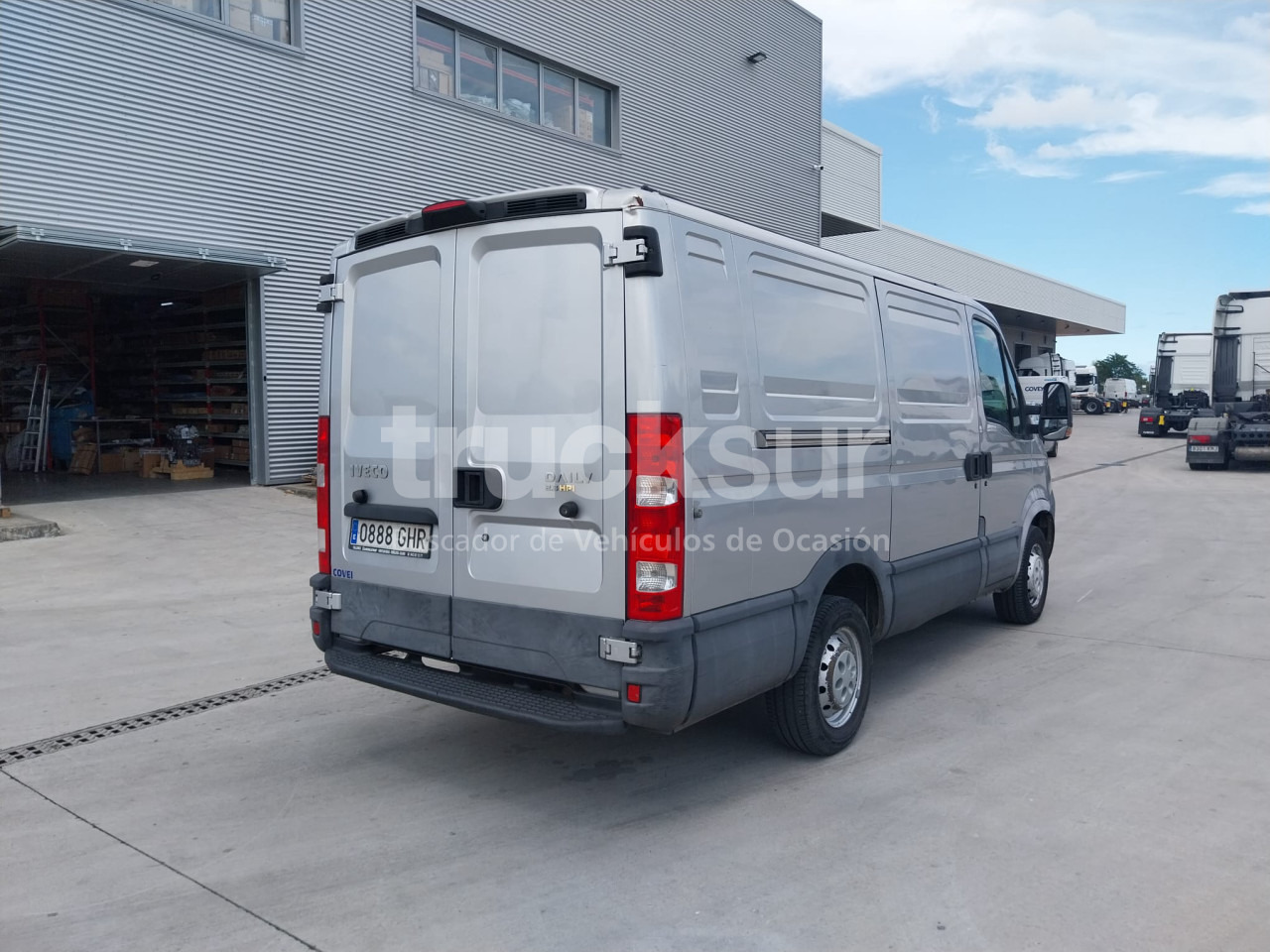 Kapalı kasa kamyonet IVECO DAILY 35S12 7M3: fotoğraf 6