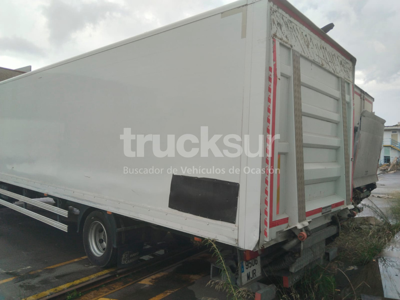 IVECO EUROCARGO - Kapalı kasa kamyon: fotoğraf 2 IVECO EUROCARGO - Kapalı kasa kamyon: fotoğraf 2