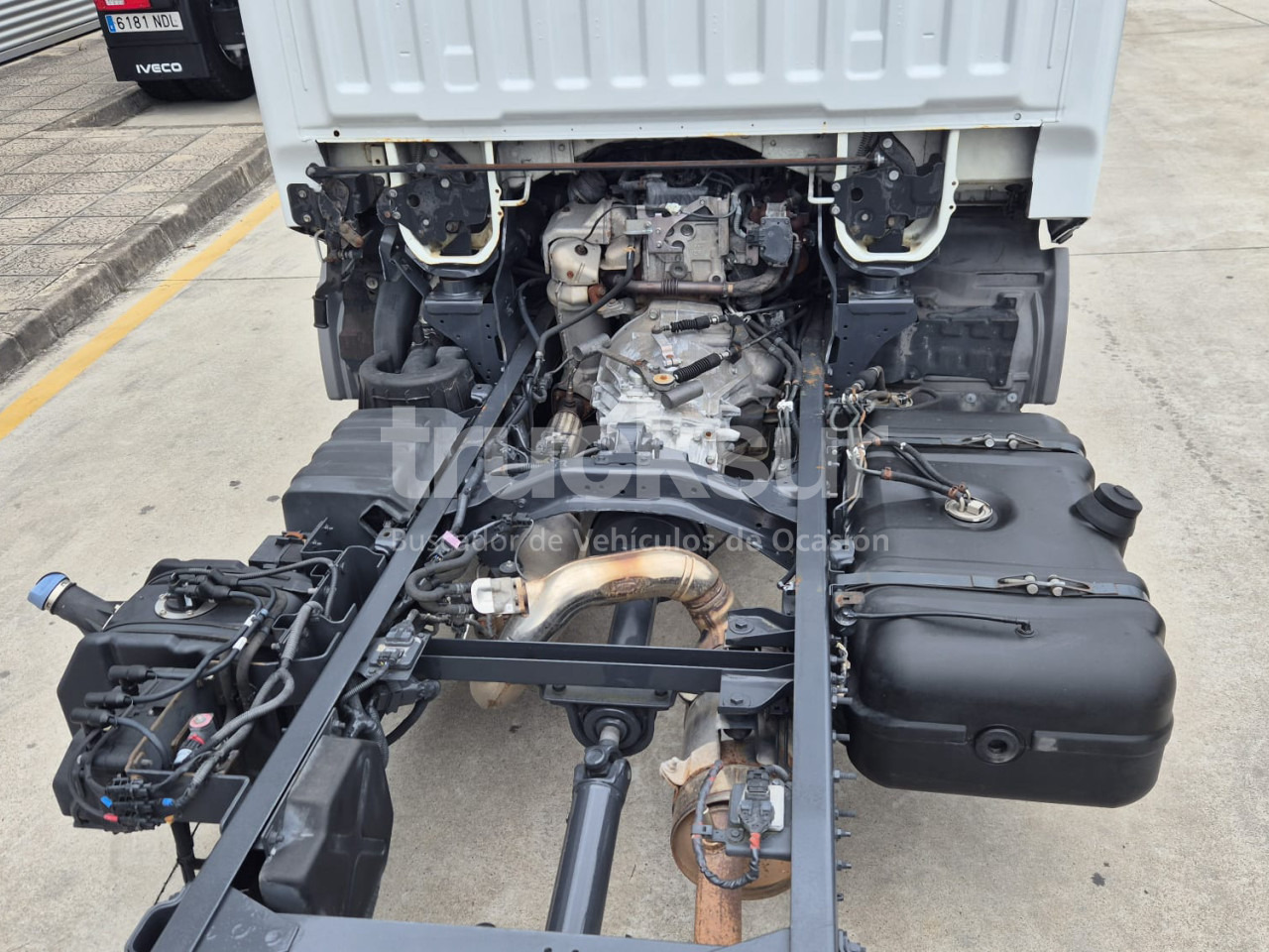 Şasi kamyon NISSAN NT 400: fotoğraf 8