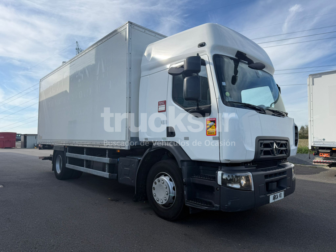 RENAULT D320.18 - Kapalı kasa kamyon: fotoğraf 2 RENAULT D320.18 - Kapalı kasa kamyon: fotoğraf 2