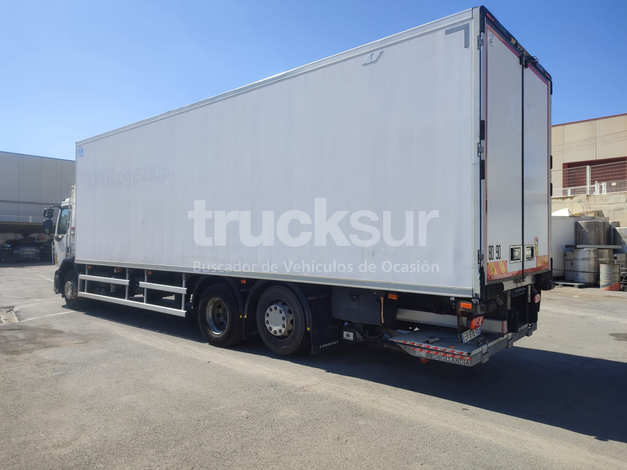 RENAULT D320.26 ejes 6x2*4 - Refrijeratör kamyon: fotoğraf 3 RENAULT D320.26 ejes 6x2*4 - Refrijeratör kamyon: fotoğraf 3