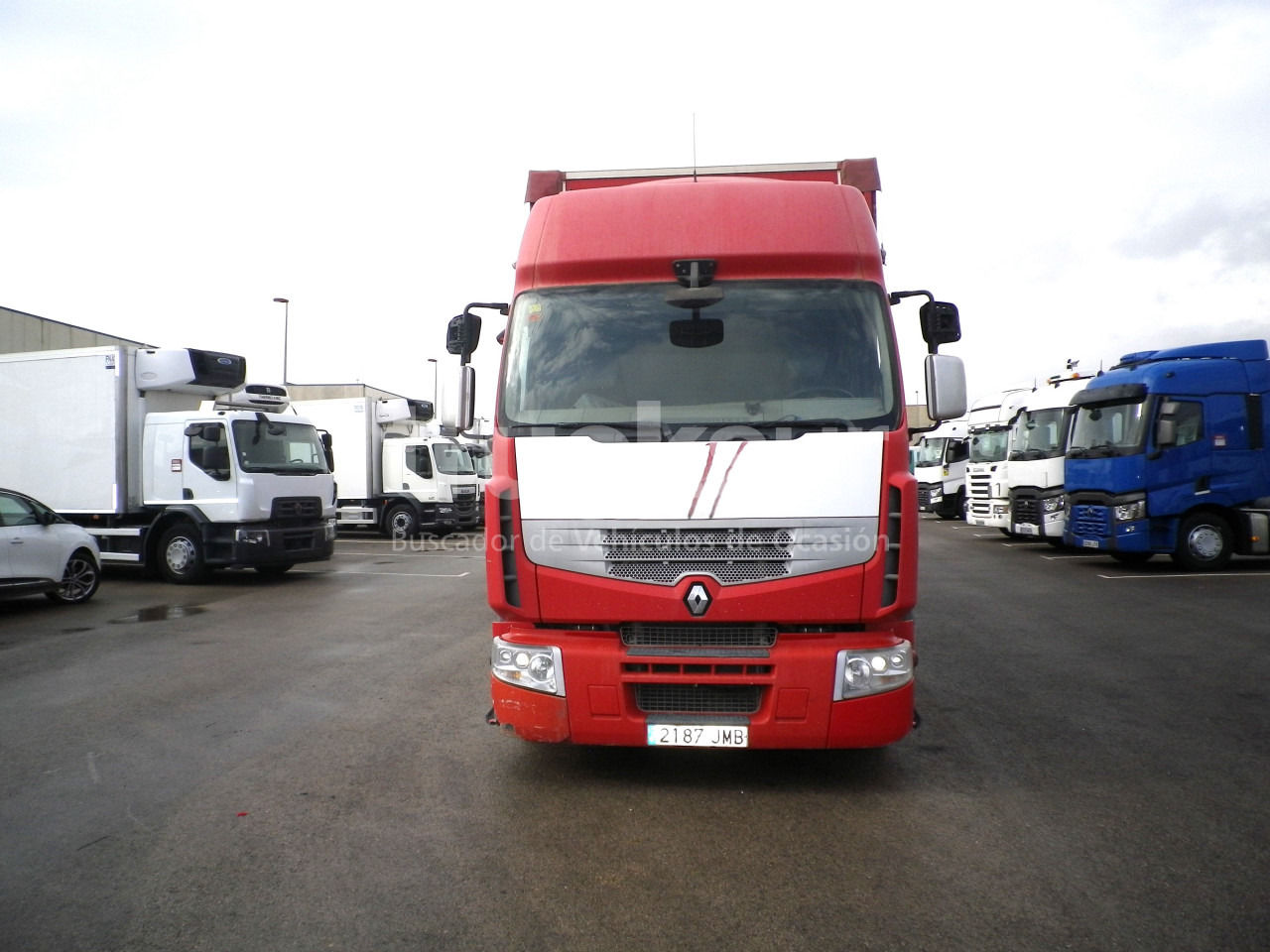 RENAULT PREMIUM 460 DXI REMOLCADOR - Tenteli kamyon: fotoğraf 3 RENAULT PREMIUM 460 DXI REMOLCADOR - Tenteli kamyon: fotoğraf 3