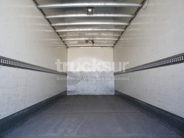 VOLVO FE 280.18 - Kapalı kasa kamyon: fotoğraf 5 VOLVO FE 280.18 - Kapalı kasa kamyon: fotoğraf 5