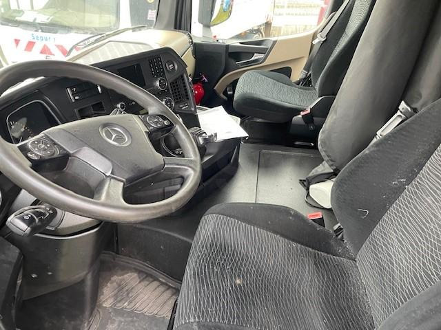 Mercedes Actros 1845 - Çekici: fotoğraf 5 Mercedes Actros 1845 - Çekici: fotoğraf 5
