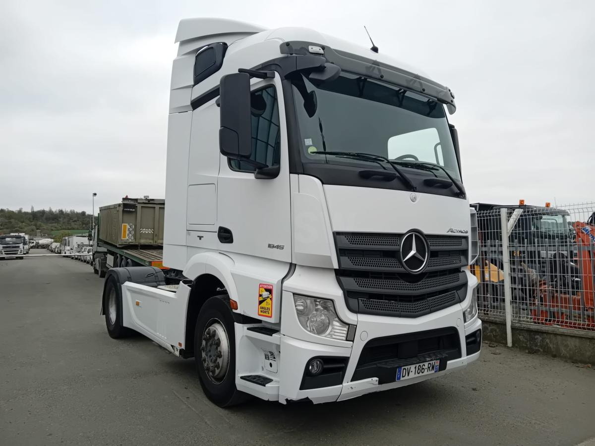 Mercedes Actros 1845 - Çekici: fotoğraf 1 Mercedes Actros 1845 - Çekici: fotoğraf 1