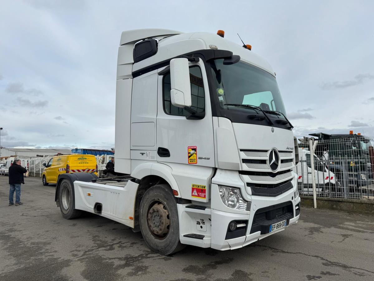 Mercedes Actros 1845 - Çekici: fotoğraf 3 Mercedes Actros 1845 - Çekici: fotoğraf 3