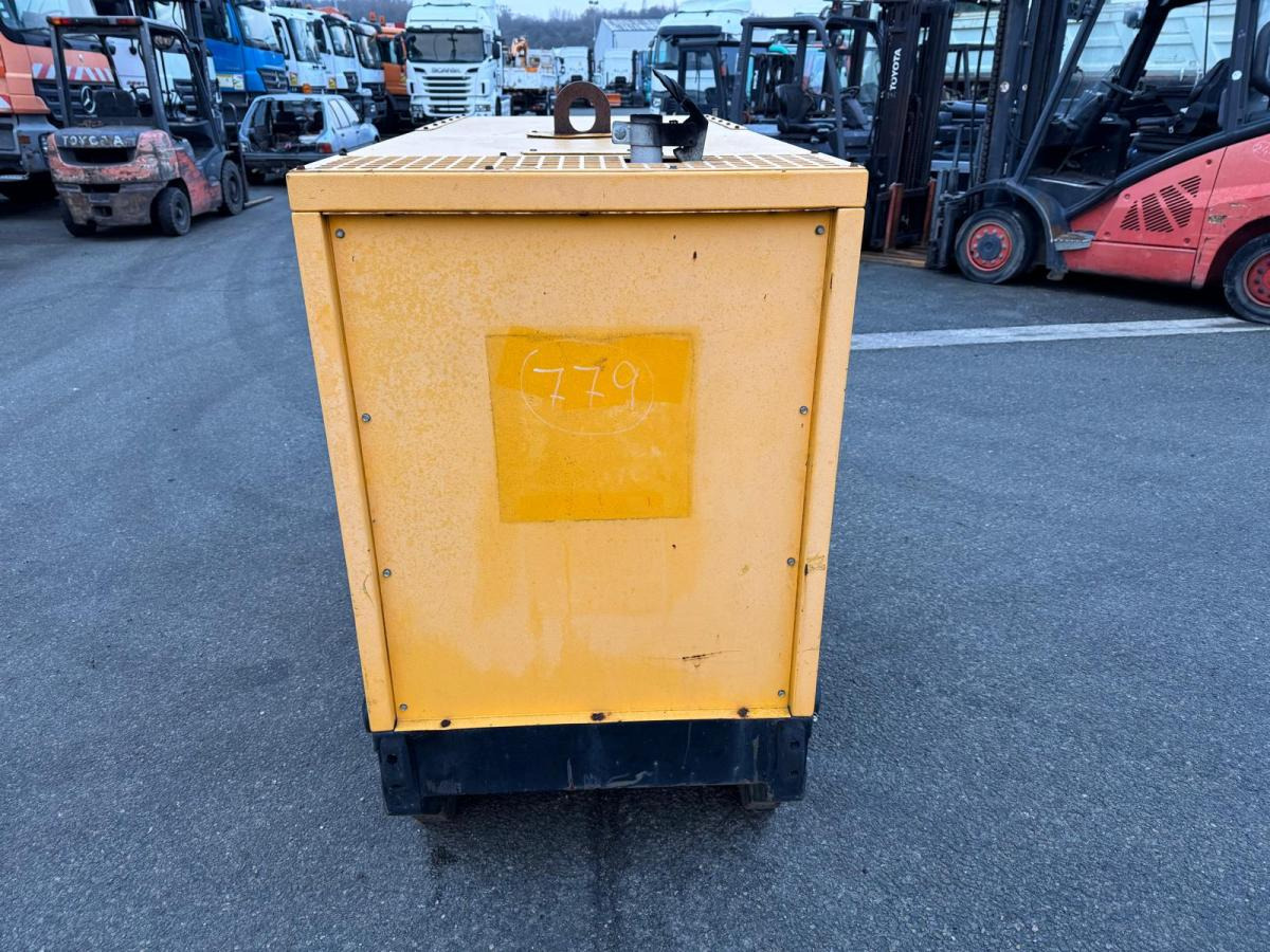 Doosan G20 - Elektrikli jeneratör: fotoğraf 2 Doosan G20 - Elektrikli jeneratör: fotoğraf 2