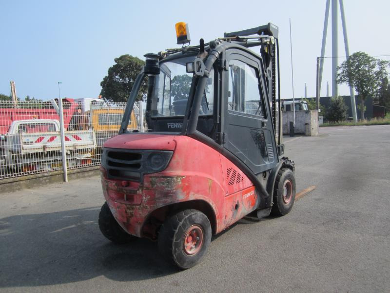 Fenwick H30 - Dizel forklift: fotoğraf 3 Fenwick H30 - Dizel forklift: fotoğraf 3