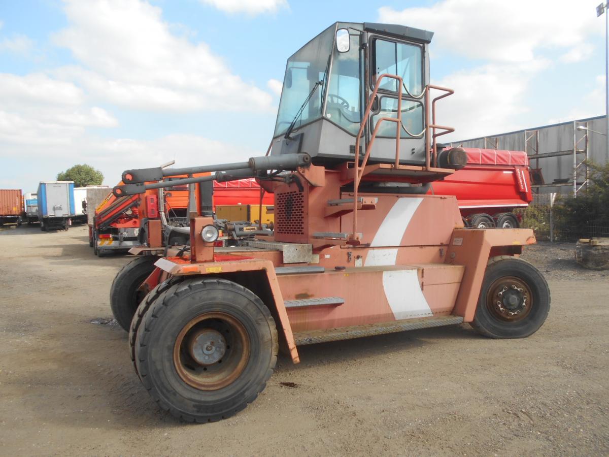 Kalmar DCD70 - Konteyner forklift: fotoğraf 2 Kalmar DCD70 - Konteyner forklift: fotoğraf 2