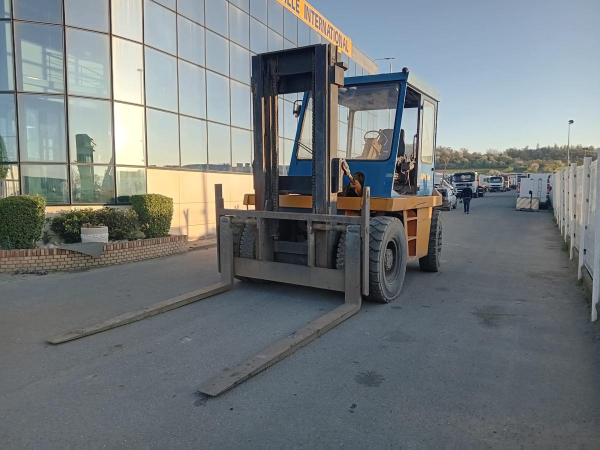 Linde H100 - Dizel forklift: fotoğraf 1 Linde H100 - Dizel forklift: fotoğraf 1
