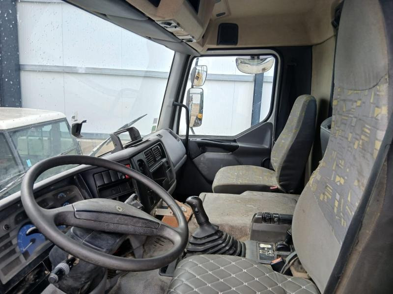 Renault Kerax 320 DCI - Damperli kamyon: fotoğraf 3 Renault Kerax 320 DCI - Damperli kamyon: fotoğraf 3