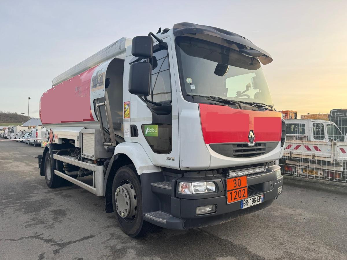 Renault Premium 300 DXI - Tanker kamyon: fotoğraf 3 Renault Premium 300 DXI - Tanker kamyon: fotoğraf 3