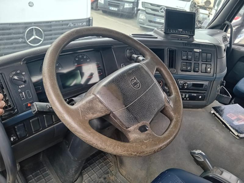 Volvo FM 400 - Kancalı yükleyici kamyon: fotoğraf 5 Volvo FM 400 - Kancalı yükleyici kamyon: fotoğraf 5