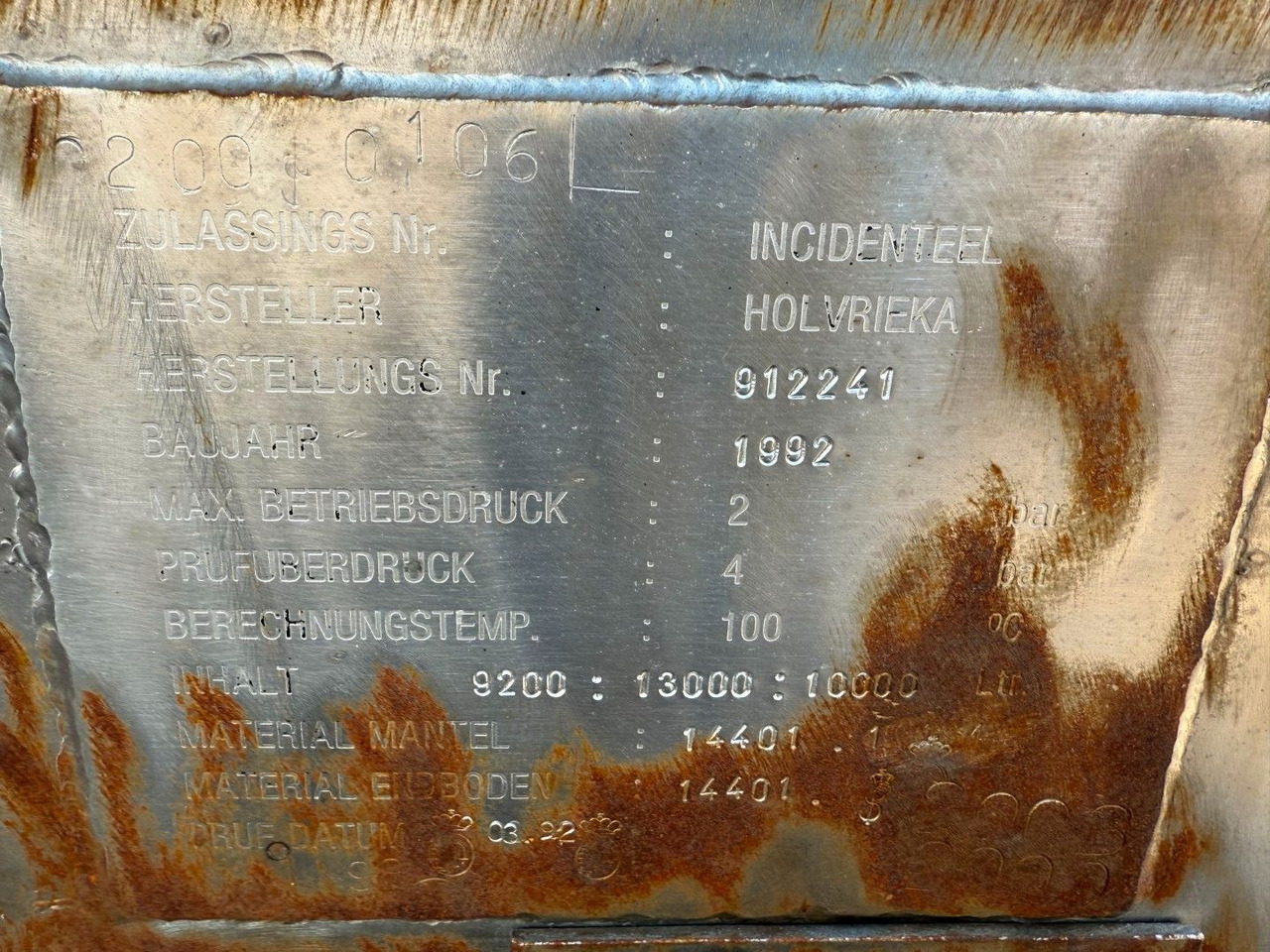 Burg 3 axle 3 compartments 32.200 L ADR - Tanker dorse: fotoğraf 3 Burg 3 axle 3 compartments 32.200 L ADR - Tanker dorse: fotoğraf 3