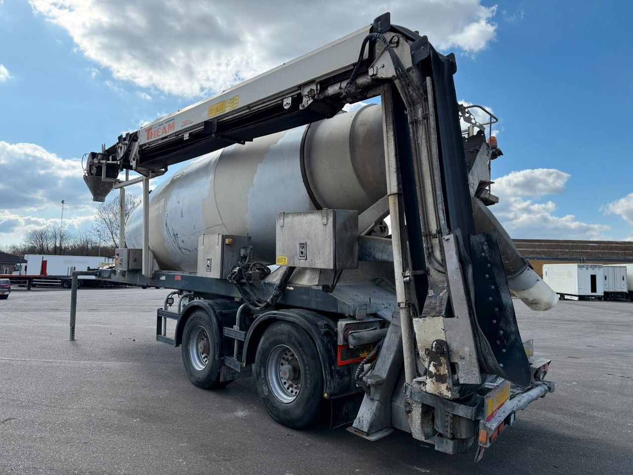 De Buf BM 12-36-2SPR w/ Belt Theam TSR15 / Beton - Treyler mikser: fotoğraf 5 De Buf BM 12-36-2SPR w/ Belt Theam TSR15 / Beton - Treyler mikser: fotoğraf 5