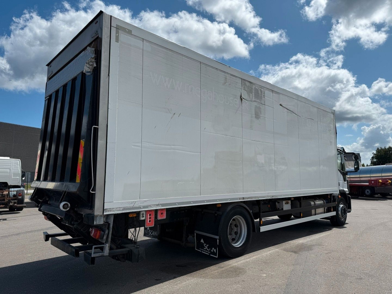 Iveco 180E32 4x2 Schmitz / Thermo King T-1200R Spectru Iveco 180E32 4x2 Schmitz / Thermo King T-1200R Spectru - Refrijeratör kamyon: fotoğraf 3 Iveco 180E32 4x2 Schmitz / Thermo King T-1200R Spectru Iveco 180E32 4x2 Schmitz / Thermo King T-1200R Spectru - Refrijeratör kamyon: fotoğraf 3