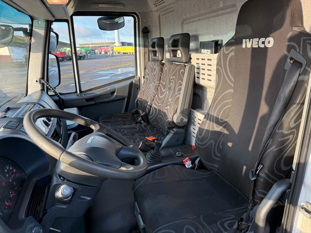 Iveco 180E32 Schmitz / Thermo King T-1200R Spectrum - Refrijeratör kamyon: fotoğraf 5 Iveco 180E32 Schmitz / Thermo King T-1200R Spectrum - Refrijeratör kamyon: fotoğraf 5
