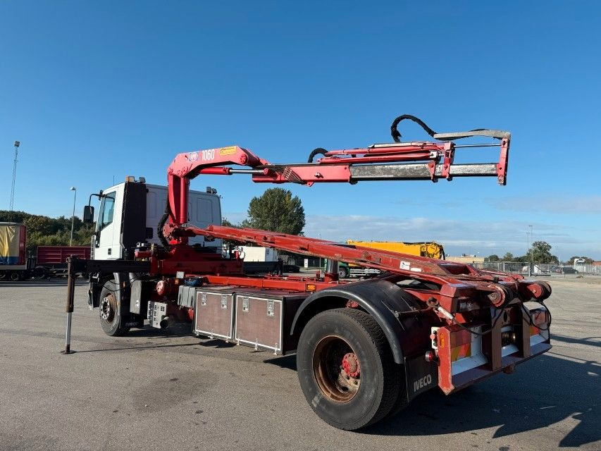 Iveco EuroTech Cursor 190E31 4x2 Tipper / HMF 1060 B3 - Vinçli kamyon: fotoğraf 4 Iveco EuroTech Cursor 190E31 4x2 Tipper / HMF 1060 B3 - Vinçli kamyon: fotoğraf 4