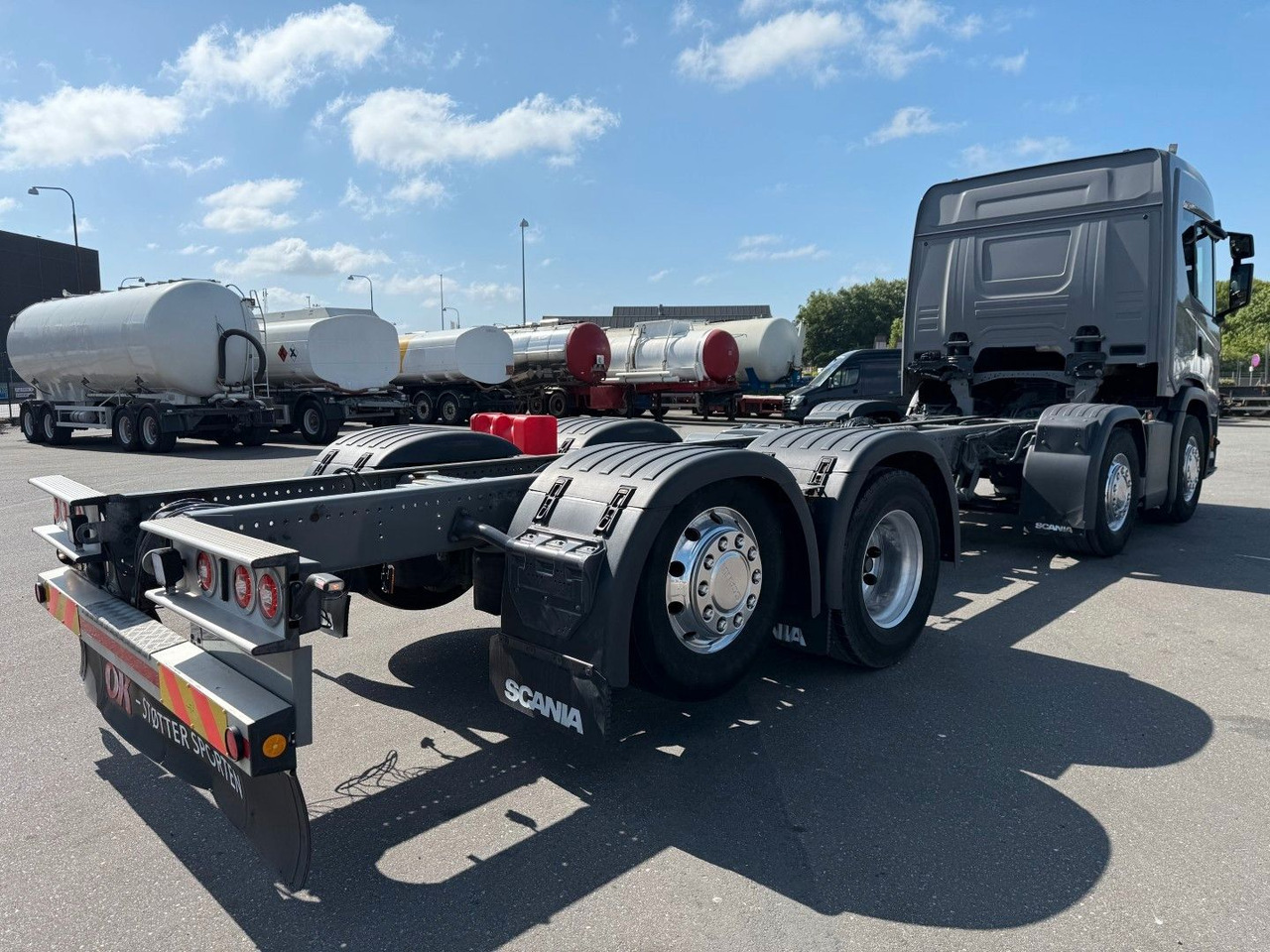 Scania G450 NGS 8x2*6 ADR Chassis / Fahrgestell Euro 6 - Şasi kamyon: fotoğraf 3 Scania G450 NGS 8x2*6 ADR Chassis / Fahrgestell Euro 6 - Şasi kamyon: fotoğraf 3