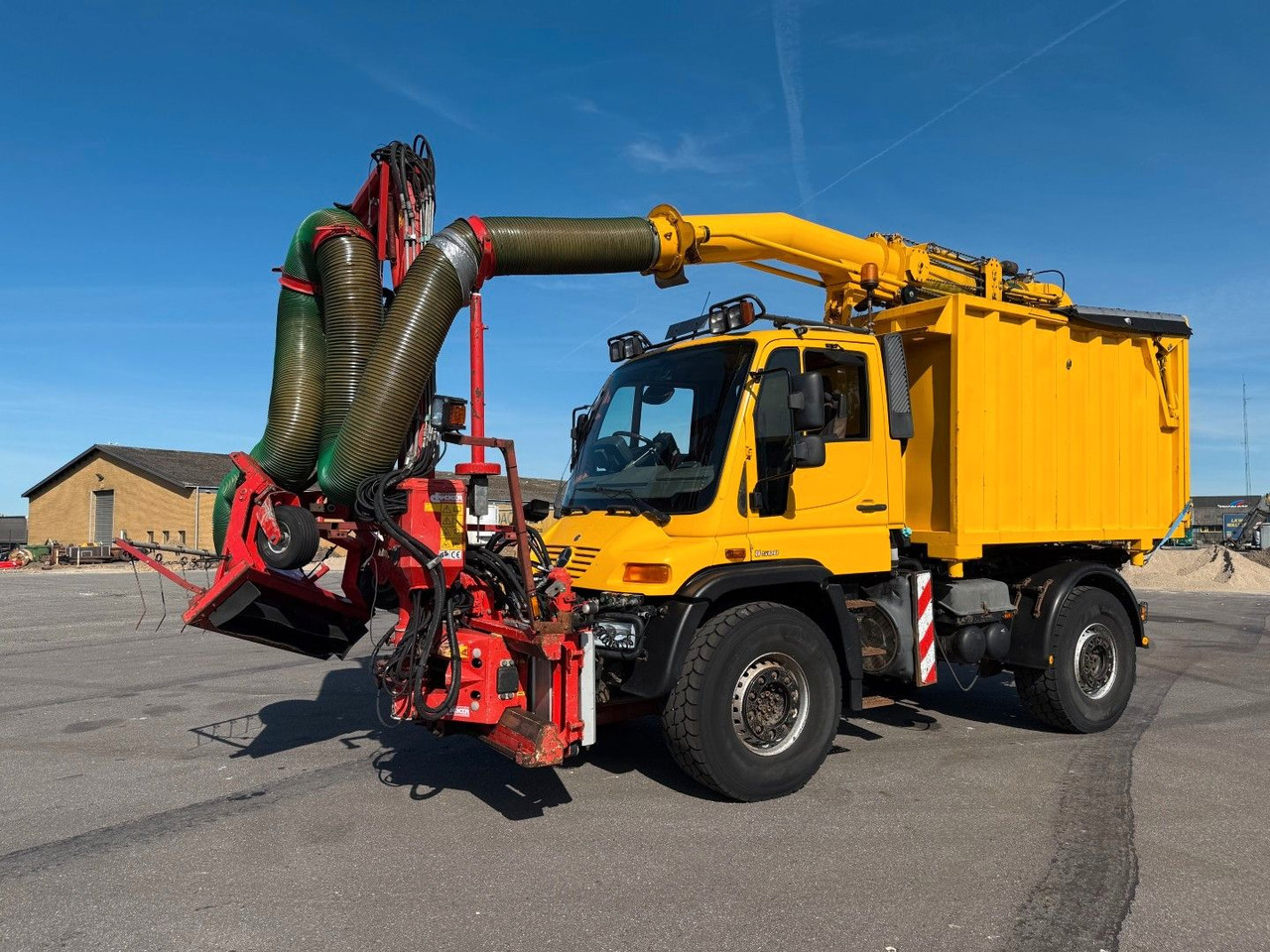 Unimog U500 4x4 / Dücker Kipper / Saug / Mäher MKT 15R - Damperli kamyon: fotoğraf 1 Unimog U500 4x4 / Dücker Kipper / Saug / Mäher MKT 15R - Damperli kamyon: fotoğraf 1