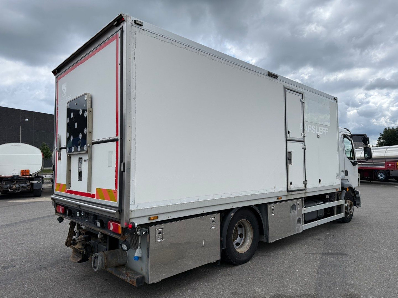 Volvo FL 280 4x2 Euro 5 Workshop Equipment - Kapalı kasa kamyon: fotoğraf 3 Volvo FL 280 4x2 Euro 5 Workshop Equipment - Kapalı kasa kamyon: fotoğraf 3