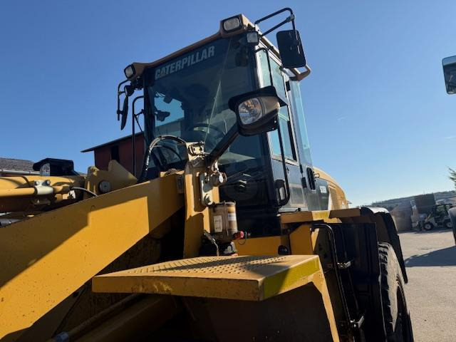Caterpillar 938H - Tekerlekli yükleyici: fotoğraf 3 Caterpillar 938H - Tekerlekli yükleyici: fotoğraf 3